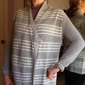 NEW Olive & Oak Women Open Face Cardigan  Size M